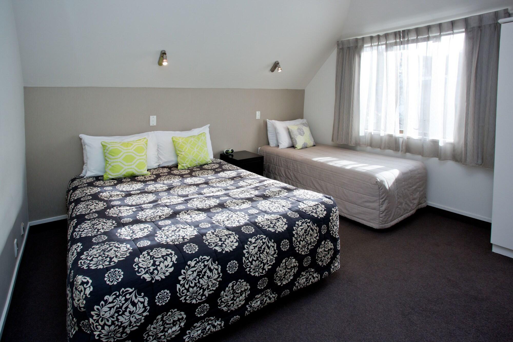 Cable Court 4* Dunedin