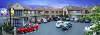 Motel Cable Court
